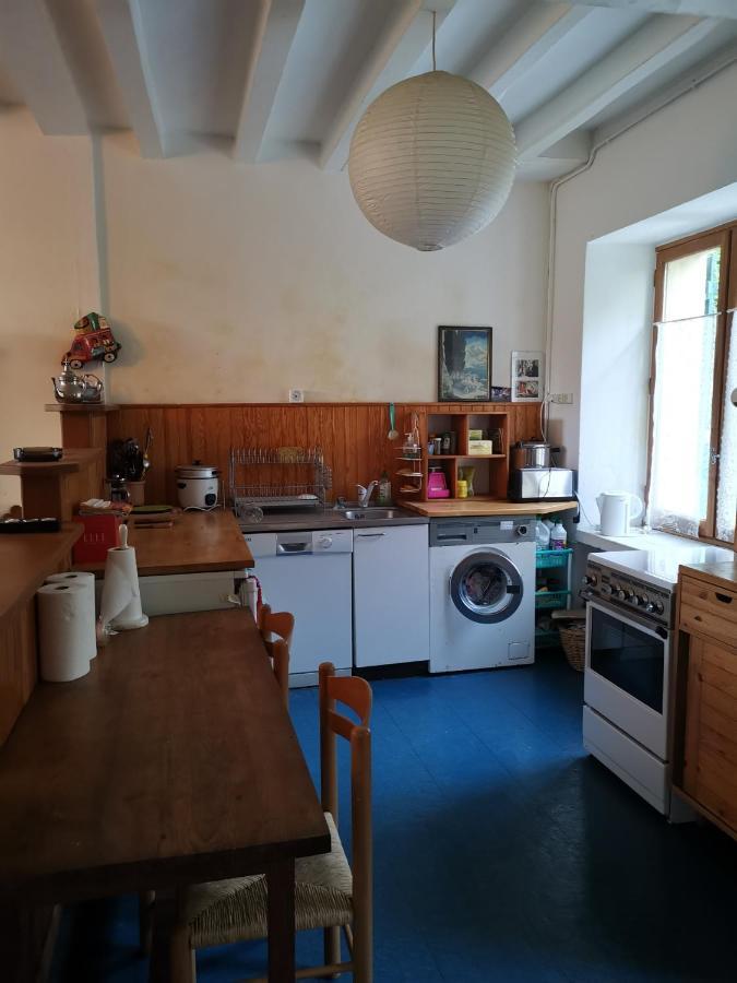 Gite Des Petites Ruelles : Familial Et Chaleureux Trôo Exteriör bild