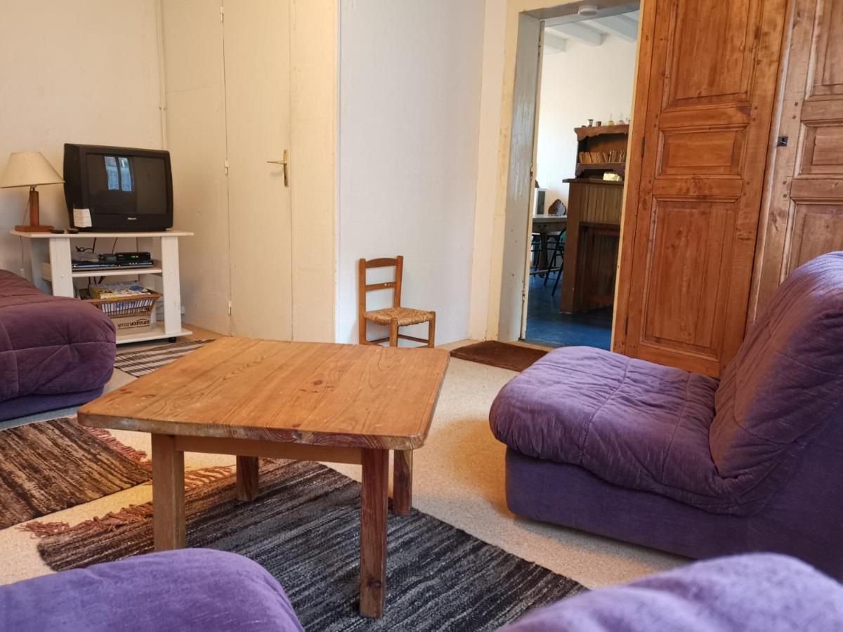 Gite Des Petites Ruelles : Familial Et Chaleureux Trôo Exteriör bild